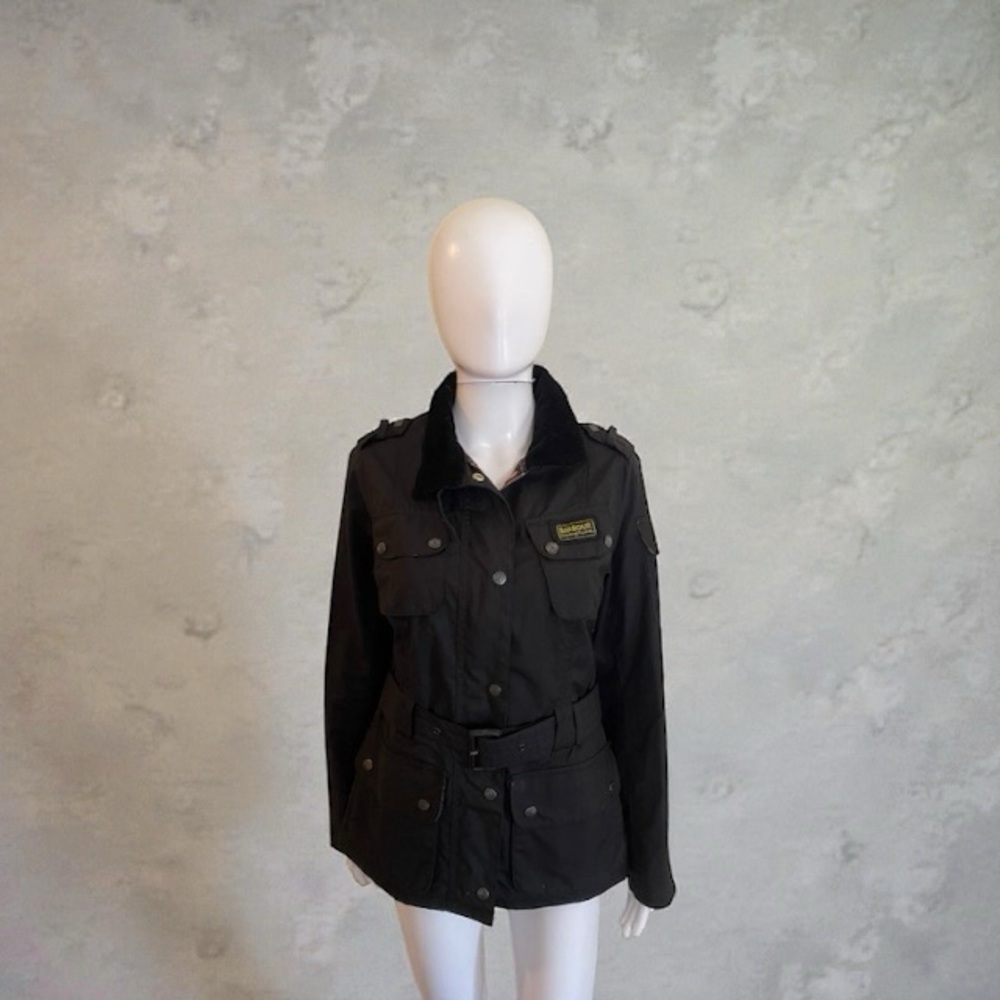 Barbour Black Utility Jacket for Women - Picture 3 of 10